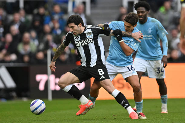 随着年轻球 随着年轻球